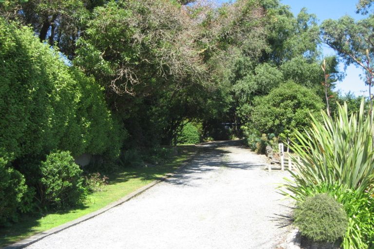 Photo of property in 32 Happy Home Road, Westmorland, Christchurch, 8025