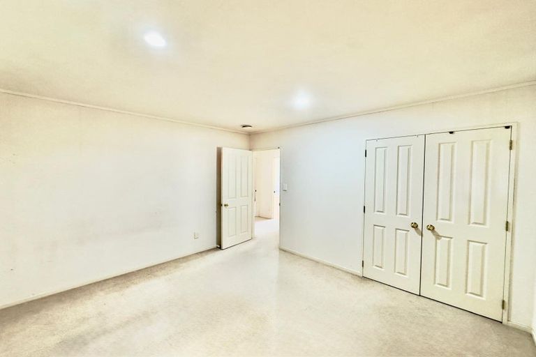 Photo of property in 84 Manuroa Road, Takanini, 2112