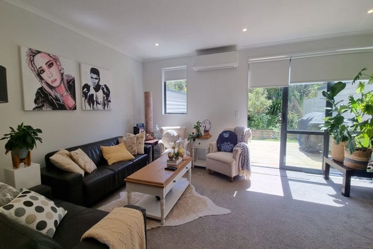 Photo of property in 22 Matairangi Avenue, Totara Heights, Auckland, 2105