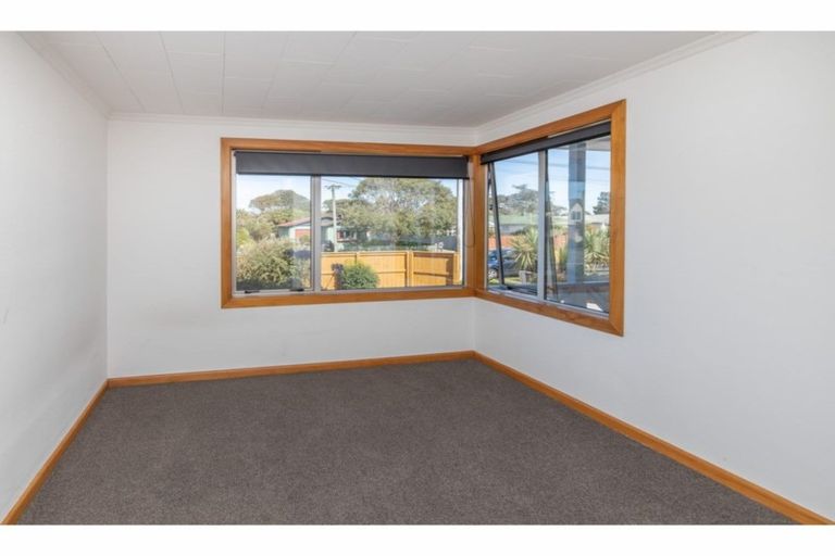 Photo of property in 213 Estuary Road, South New Brighton, Christchurch, 8062