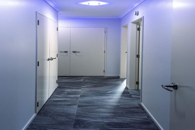 Photo of property in 21 Hawk Place, Welcome Bay, Tauranga, 3112