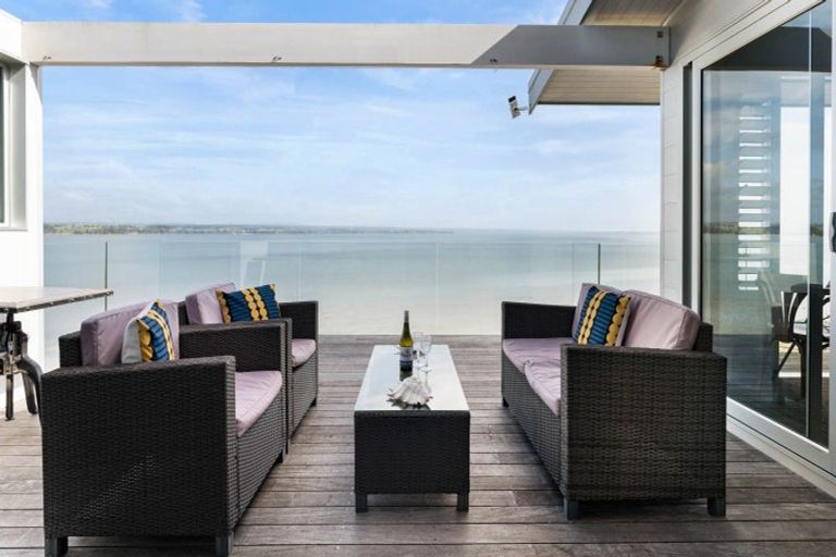 Photo of property in 109a Torkar Road, Clarks Beach, 2122