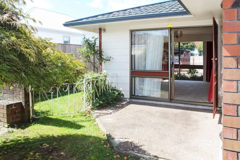 Photo of property in 166c Fitzherbert Avenue, West End, Palmerston North, 4410