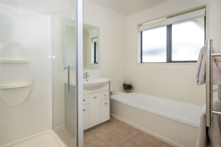 Photo of property in 13 Hitaua Place, Redwoodtown, Blenheim, 7201