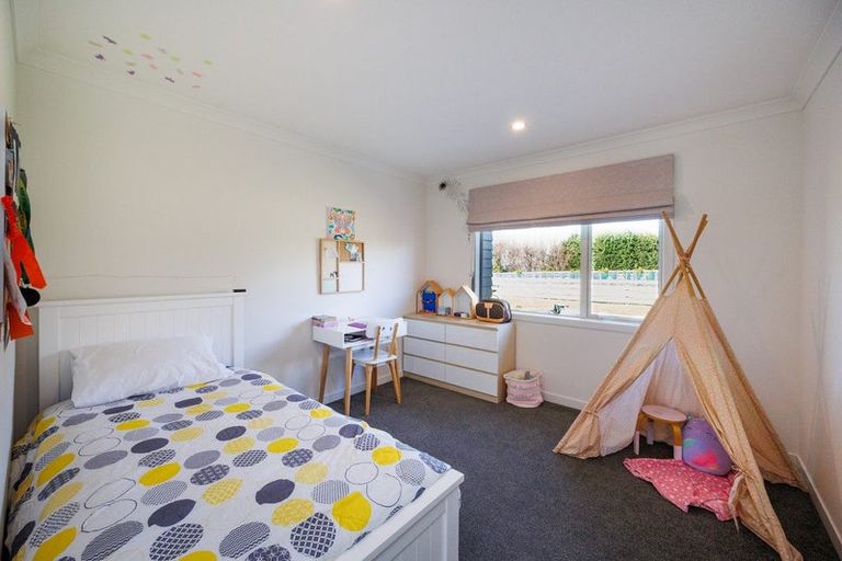 Photo of property in 140 Mount Biggs Road, Halcombe, 4779