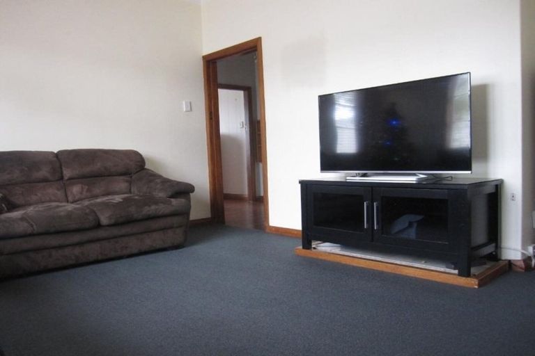 Photo of property in 43 Aotaki Street, Otaki, 5512