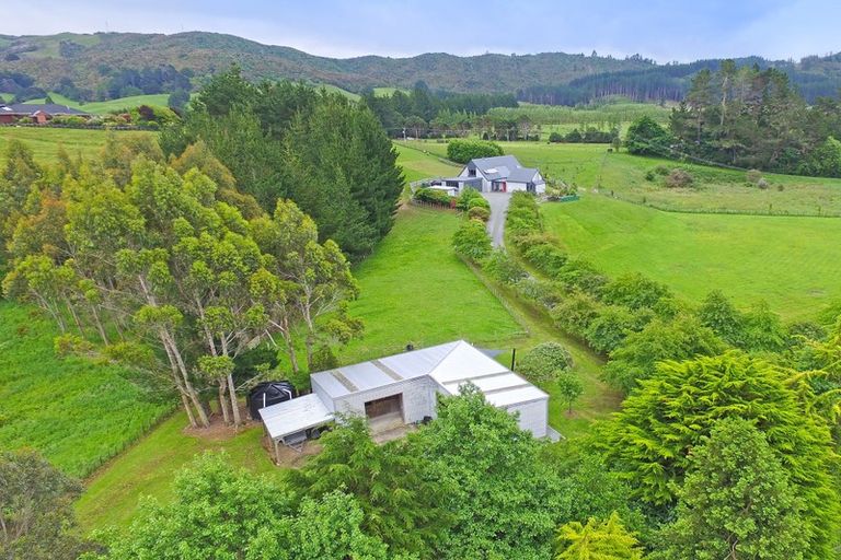 Photo of property in 1021 Whitemans Valley Road, Blue Mountains, Upper Hutt, 5371