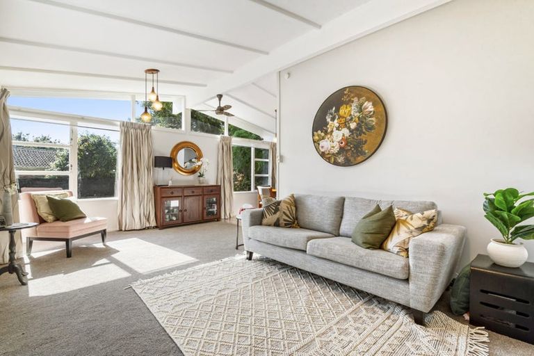 Photo of property in 17 Greenock Road, Ranui, Auckland, 0612