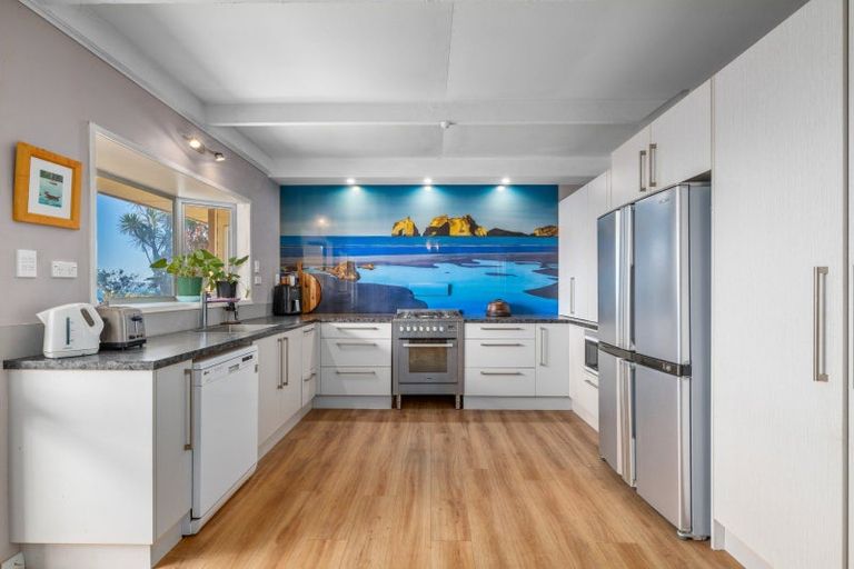 Photo of property in 104 Rarangi Beach Road, Rarangi, Blenheim, 7273