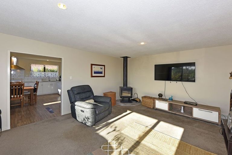 Photo of property in 23 Roberts Road, Hei Hei, Christchurch, 8042