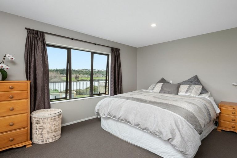 Photo of property in 27 Scoria Close, Pyes Pa, Tauranga, 3112
