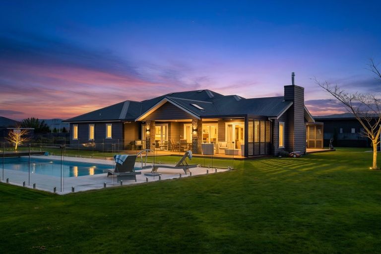 Photo of property in 27 Mill Grove, Clareville, Carterton, 5713