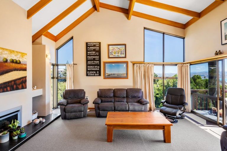 Photo of property in 12a Cobden Crescent, Bluff Hill, Napier, 4110