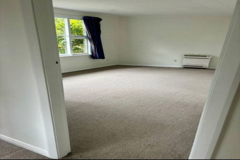 Photo of property in 2/131b Mcfaddens Road, Saint Albans, Christchurch, 8052