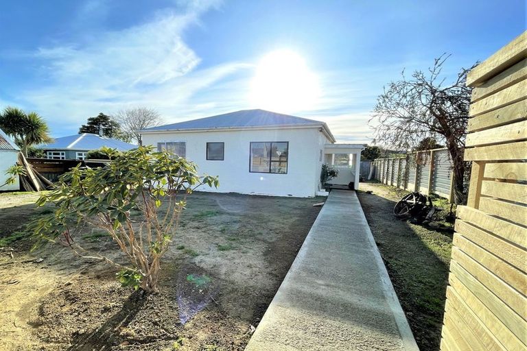 Photo of property in 33 Main Road, Owaka, 9535