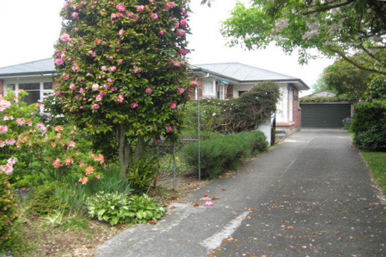 Photo of property in 2/102 Sturrocks Road, Casebrook, Christchurch, 8051