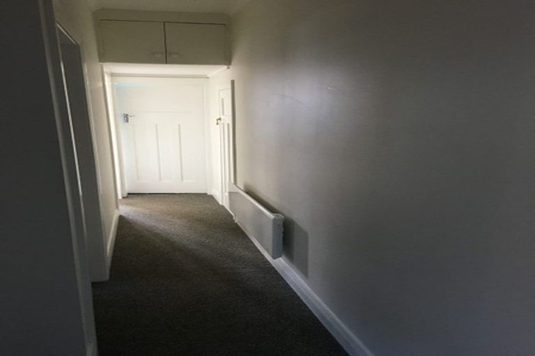 Photo of property in 58 Brougham Street, Mount Victoria, Wellington, 6011