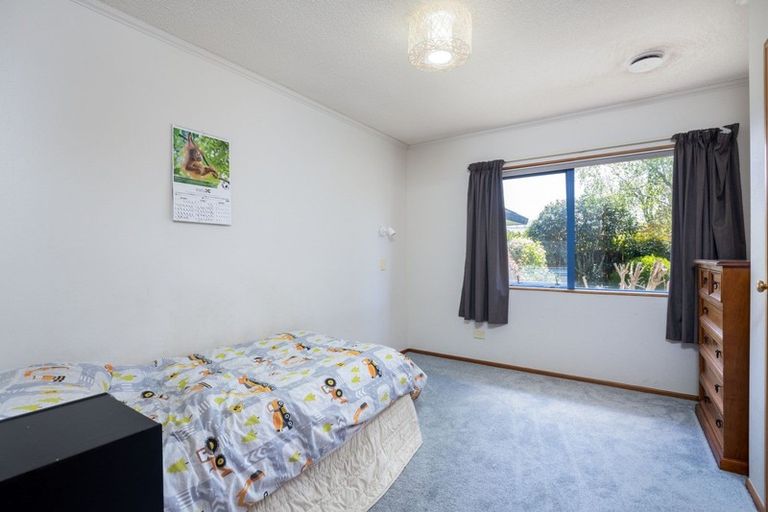 Photo of property in 10d Kinross Drive, Merrilands, New Plymouth, 4312