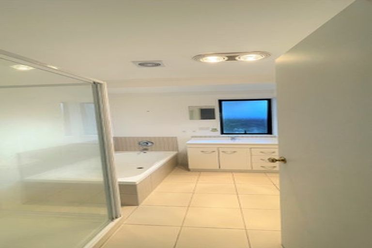 Photo of property in 9 Ben Nevis Place, Northpark, Auckland, 2013