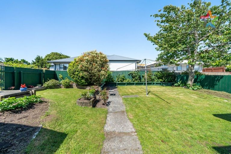 Photo of property in 17 Stellin Street, Boulcott, Lower Hutt, 5011