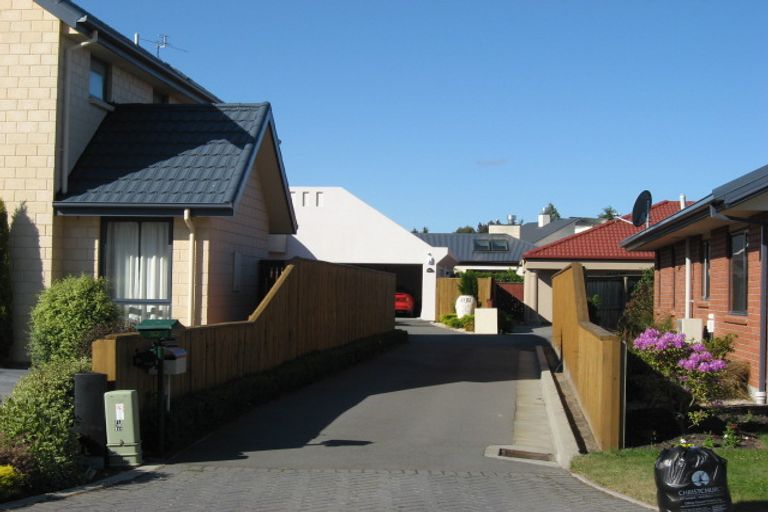 Photo of property in 15 Stableford Green, Burnside, Christchurch, 8053