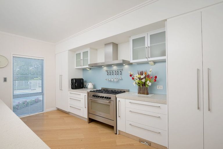 Photo of property in 7 Burgundy Park Avenue, Henderson, Auckland, 0612