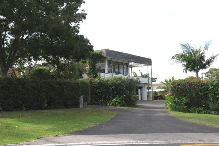 Photo of property in 42 Waiake Street, Torbay, Auckland, 0630