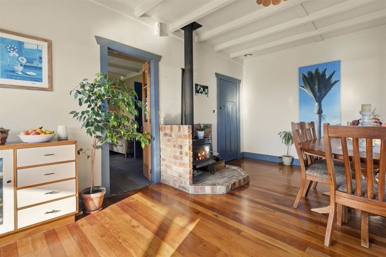 Photo of property in 12 Wade Place, Welcome Bay, Tauranga, 3175