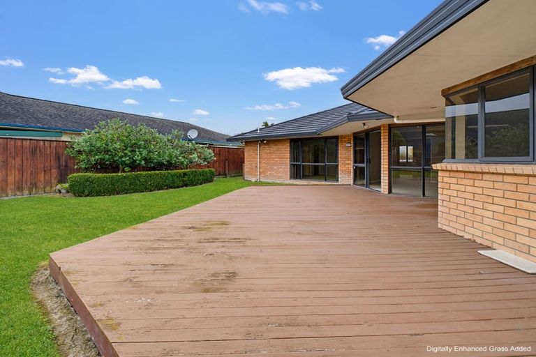 Photo of property in 66 Royal Oak Drive, Kelvin Grove, Palmerston North, 4414