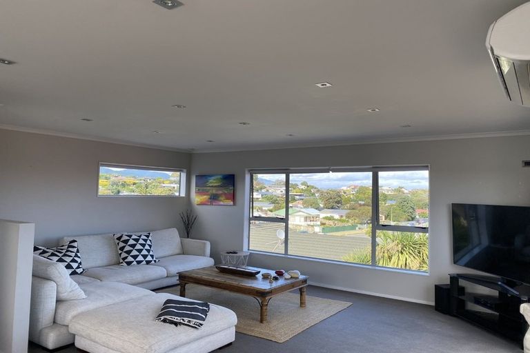 Photo of property in 69 Queens Road, Waikanae Beach, Waikanae, 5036