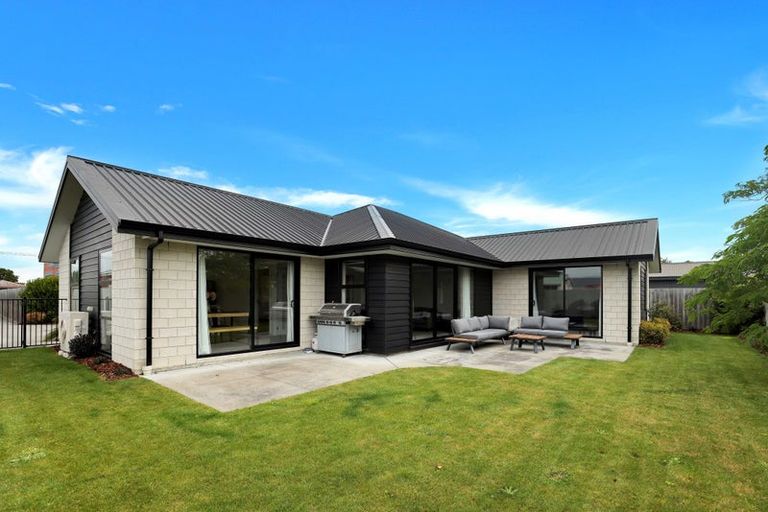 Photo of property in 76a Thomson Street, Tinwald, Ashburton, 7700