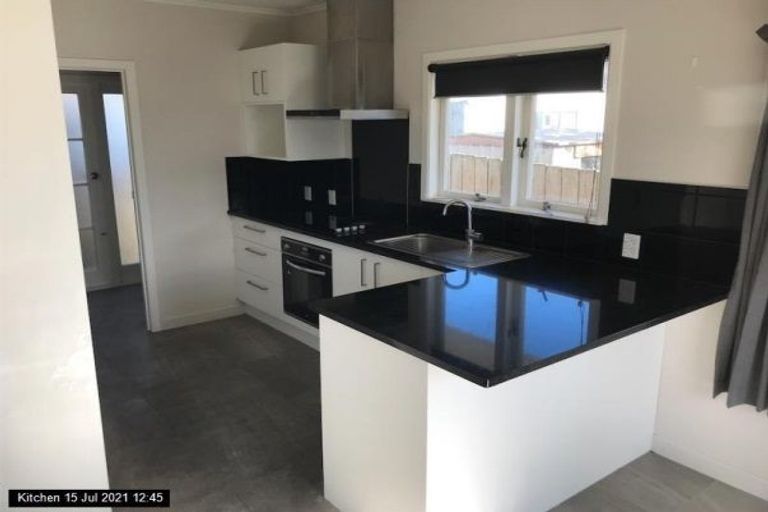 Photo of property in 169a Gray Avenue, Papatoetoe, Auckland, 2024