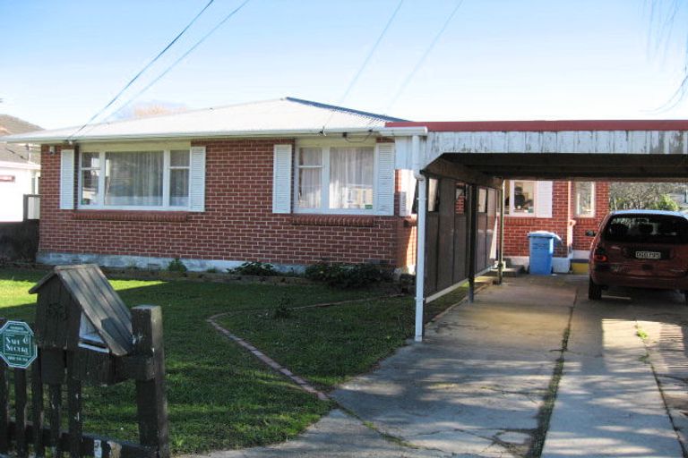 Photo of property in 53 Bull Avenue, Wainuiomata, Lower Hutt, 5014
