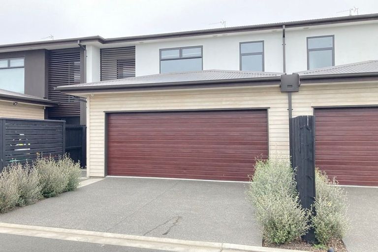 Photo of property in 9 Bellbird Lane, Marshland, Christchurch, 8083