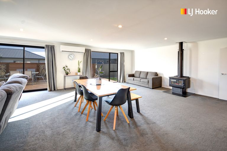 Photo of property in 6 Silverview Place, Mosgiel, 9024