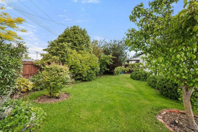 Photo of property in 11 Kirk Road, Templeton, Christchurch, 8042