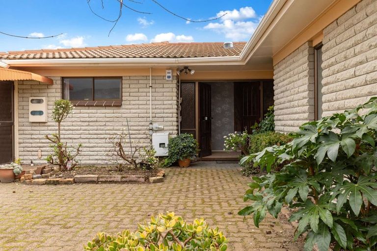 Photo of property in 9b Robertson Street, Glenholme, Rotorua, 3010