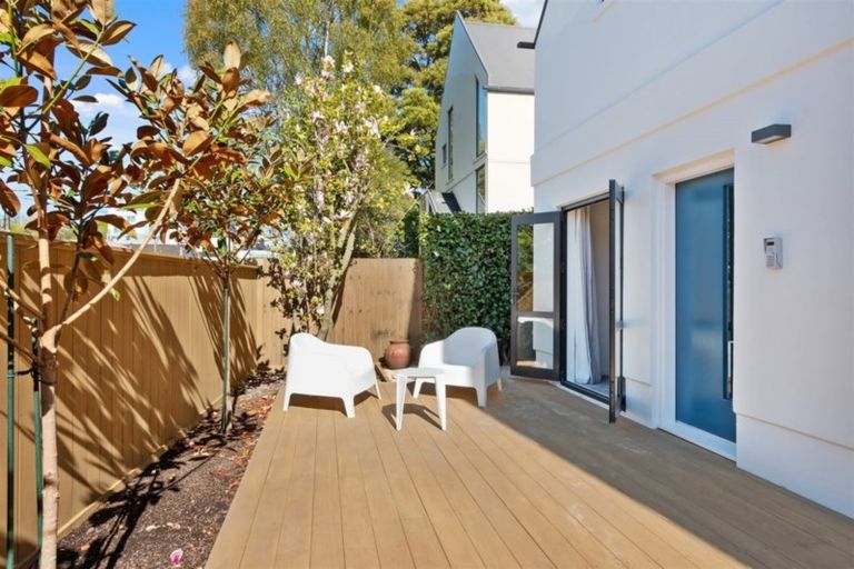 Photo of property in 73a Carlton Mill Road, Merivale, Christchurch, 8014