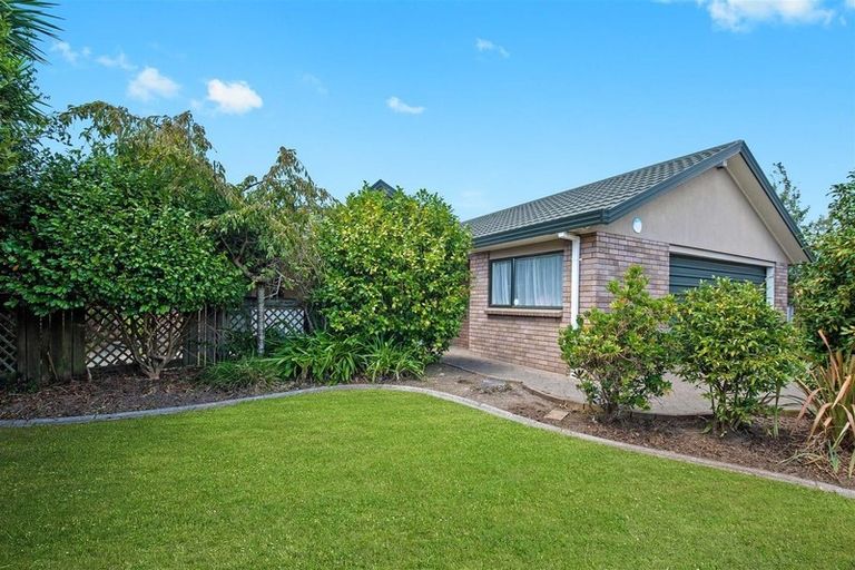 Photo of property in 4 Spinnaker Drive, Flagstaff, Hamilton, 3210