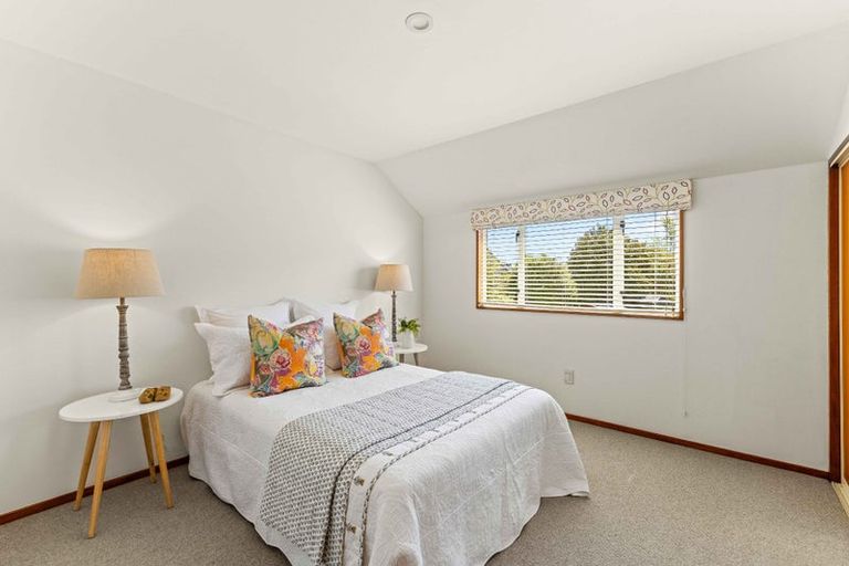 Photo of property in 8 Swanleigh Place, Ilam, Christchurch, 8041