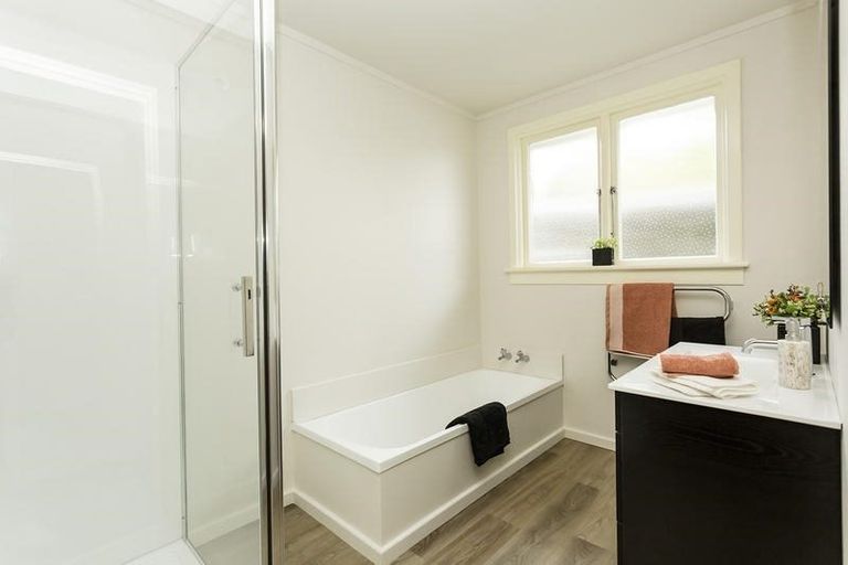 Photo of property in 27 Upland Street, Helensburgh, Dunedin, 9010