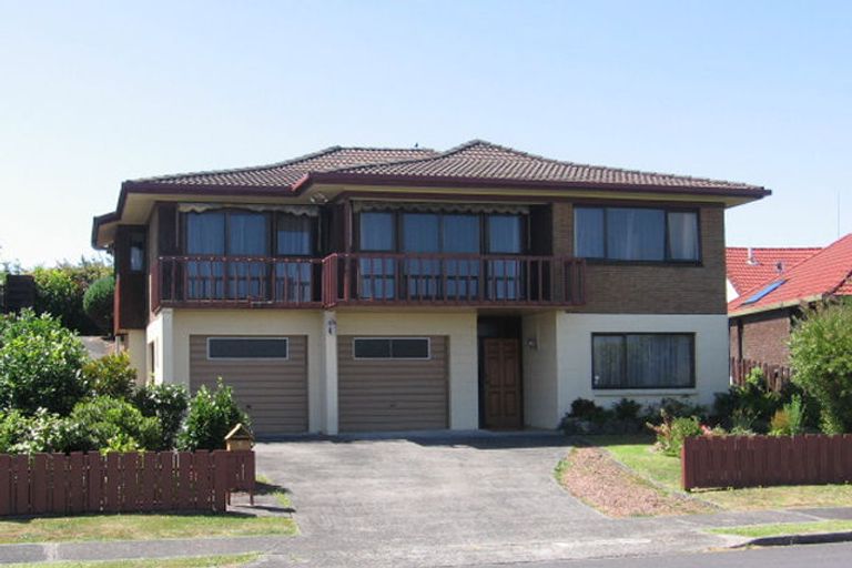 Photo of property in 5 Glenveagh Drive, Mount Roskill, Auckland, 1041