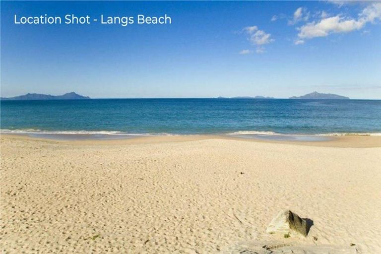 Photo of property in 28 Shoemaker Road, Waipu, 0510