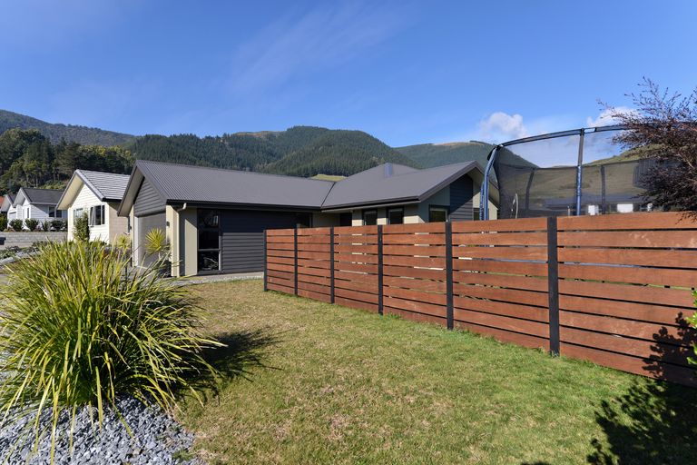 Photo of property in 81 Sanctuary Drive, Stoke, Nelson, 7011