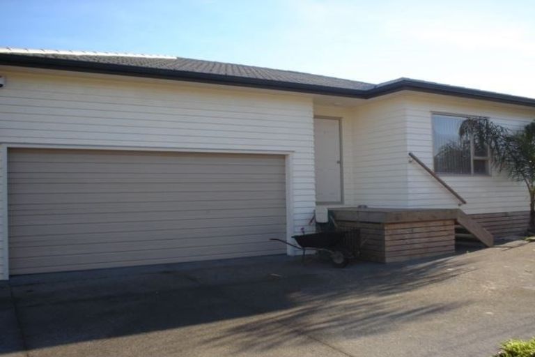 Photo of property in 28 Short Street, Papakura, 2110