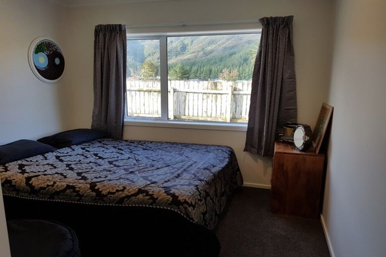 Photo of property in 31b Grimsby Grove, Wainuiomata, Lower Hutt, 5014