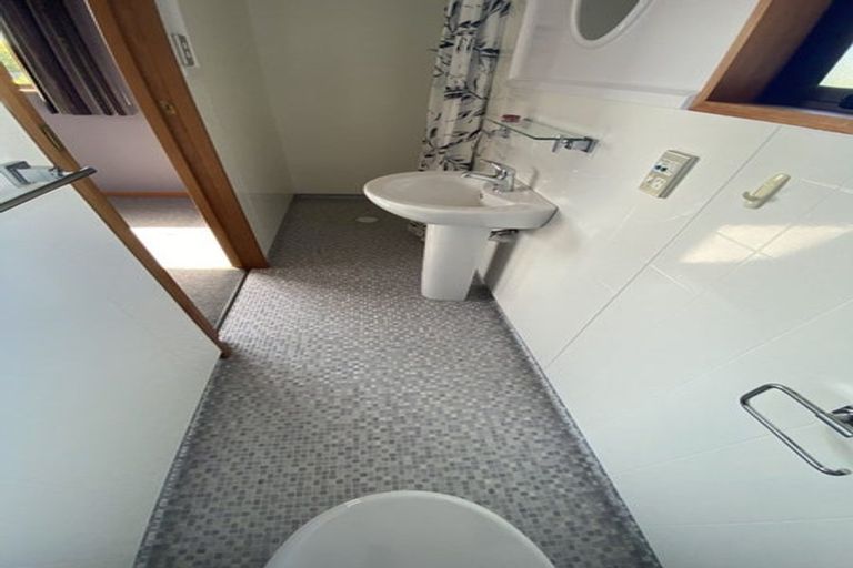 Photo of property in 42 Beach Street, Saint Clair, Dunedin, 9012