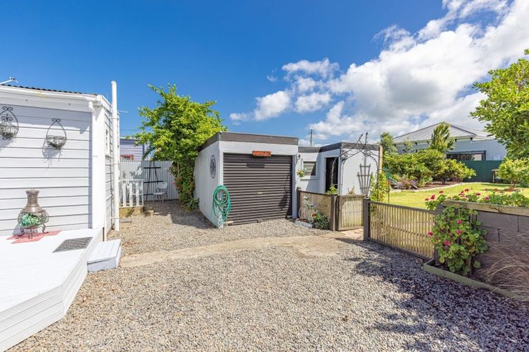 Photo of property in 44 Bignell Street, Gonville, Whanganui, 4501