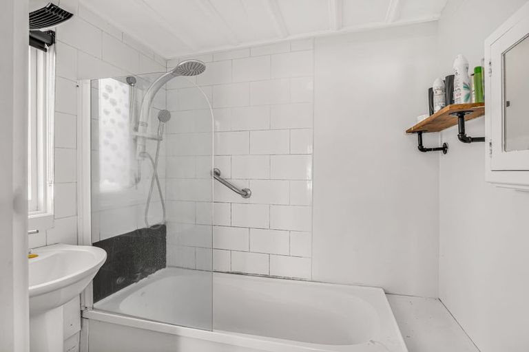 Photo of property in 26 Stout Street, Shannon, 4821