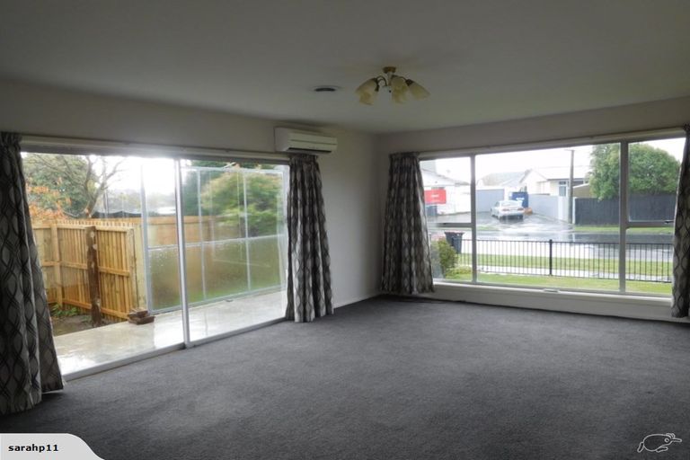 Photo of property in 13 Lake Terrace Road, Burwood, Christchurch, 8061